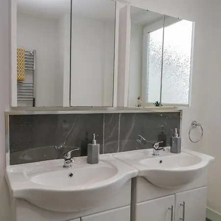 Harbour Retreat * Millom