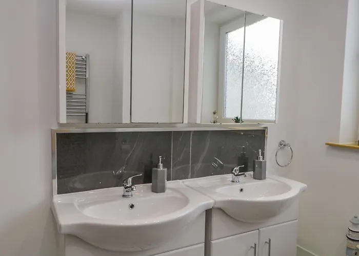 Harbour Retreat * Millom